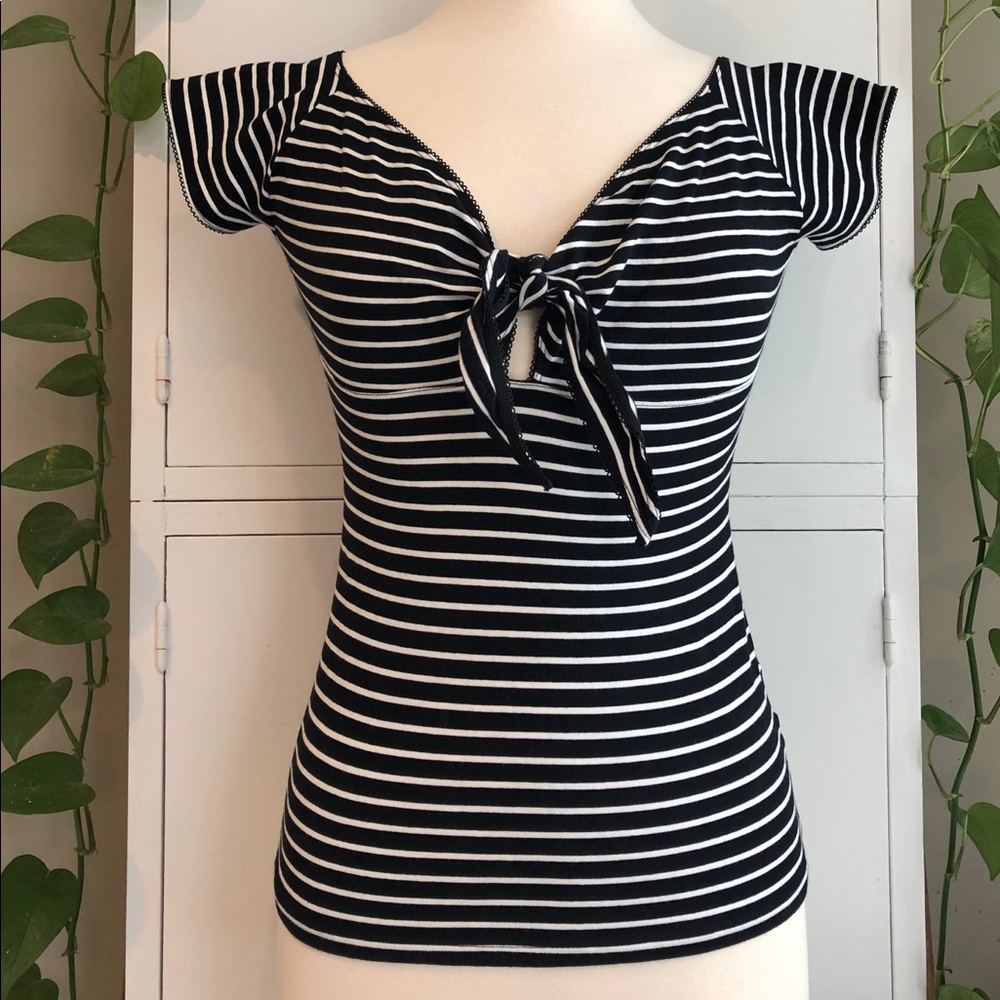 Hell Bunny striped tie front top.